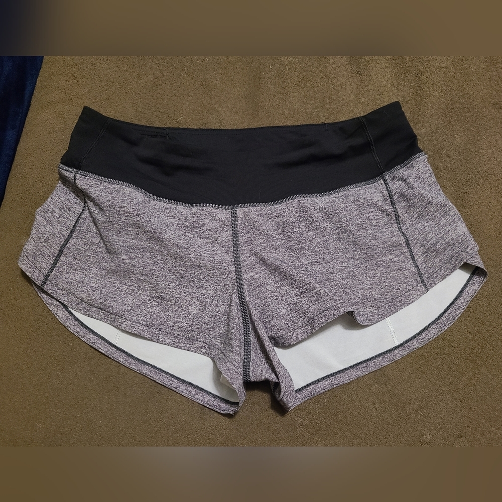 Lululemon Speed ups shorts perfect condition